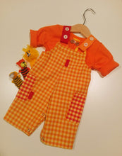 Load image into Gallery viewer, Dungaree in orange plaid pattern with pockets