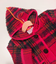 Load image into Gallery viewer, Jacket in fleece