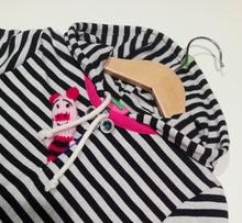 Load image into Gallery viewer, Long-sleeved striped sweater with hood