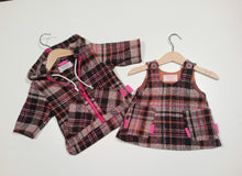Load image into Gallery viewer, Trapeze Dress in wool Brown with pink spots