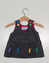 Load image into Gallery viewer, Trapeze Dress in wool with 4 buttons
