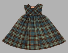 Load image into Gallery viewer, Dress without sleeve, blue with silk ribbon