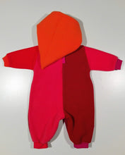 Load image into Gallery viewer, Onesie in fleece with zipper and hood