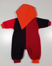 Load image into Gallery viewer, Onesie in fleece with zipper and hood