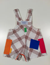 Load image into Gallery viewer, Short dungaree in cotton/linen with colored patches