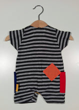 Load image into Gallery viewer, Short onesie in cotton with colored patches