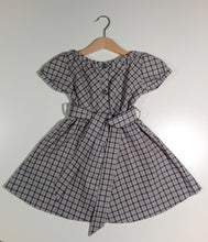 Load image into Gallery viewer, Dress with puffy sleeves and belt
