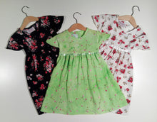 Load image into Gallery viewer, Dress with wavy sleeve in viscose