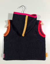 Load image into Gallery viewer, Vest in corduroy
