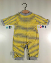 Load image into Gallery viewer, Onesie in thin cotton with cuffs