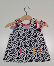 Load image into Gallery viewer, Trapeze Dress Black&amp;White with colored spots
