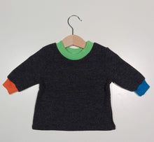 Load image into Gallery viewer, Long-sleeved sweater with colorful cuffs
