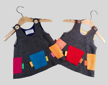 Load image into Gallery viewer, Trapeze Dress in wool with colorful pockets
