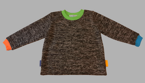 Long-sleeved sweater in mixed wool and cotton with colorful cuffs.