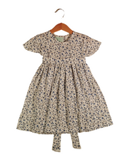 Load image into Gallery viewer, Dress with wavy sleeves White with blue Flowers

