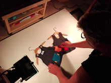 Load image into Gallery viewer, Trapeze Dress in wool with colorful pockets
