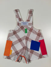 Load image into Gallery viewer, Short dungaree in cotton/linen with colored patches
