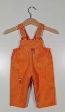 Load image into Gallery viewer, Dungaree in corduroy
