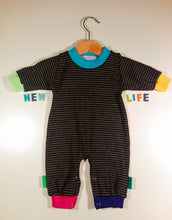 Load image into Gallery viewer, Onesie in cotton with colorful cuffs
